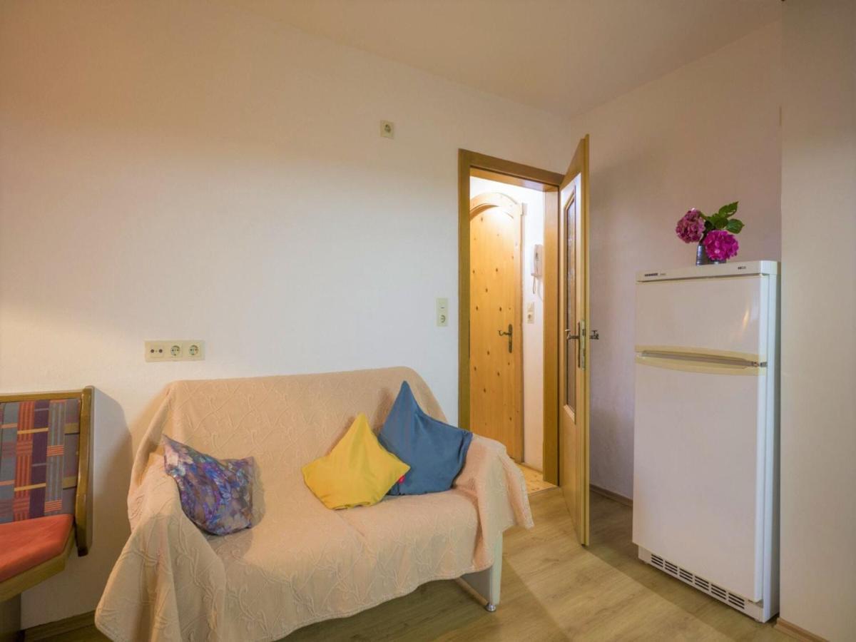 Apartment In Top Location In Fuegen With Balcony Eksteriør billede
